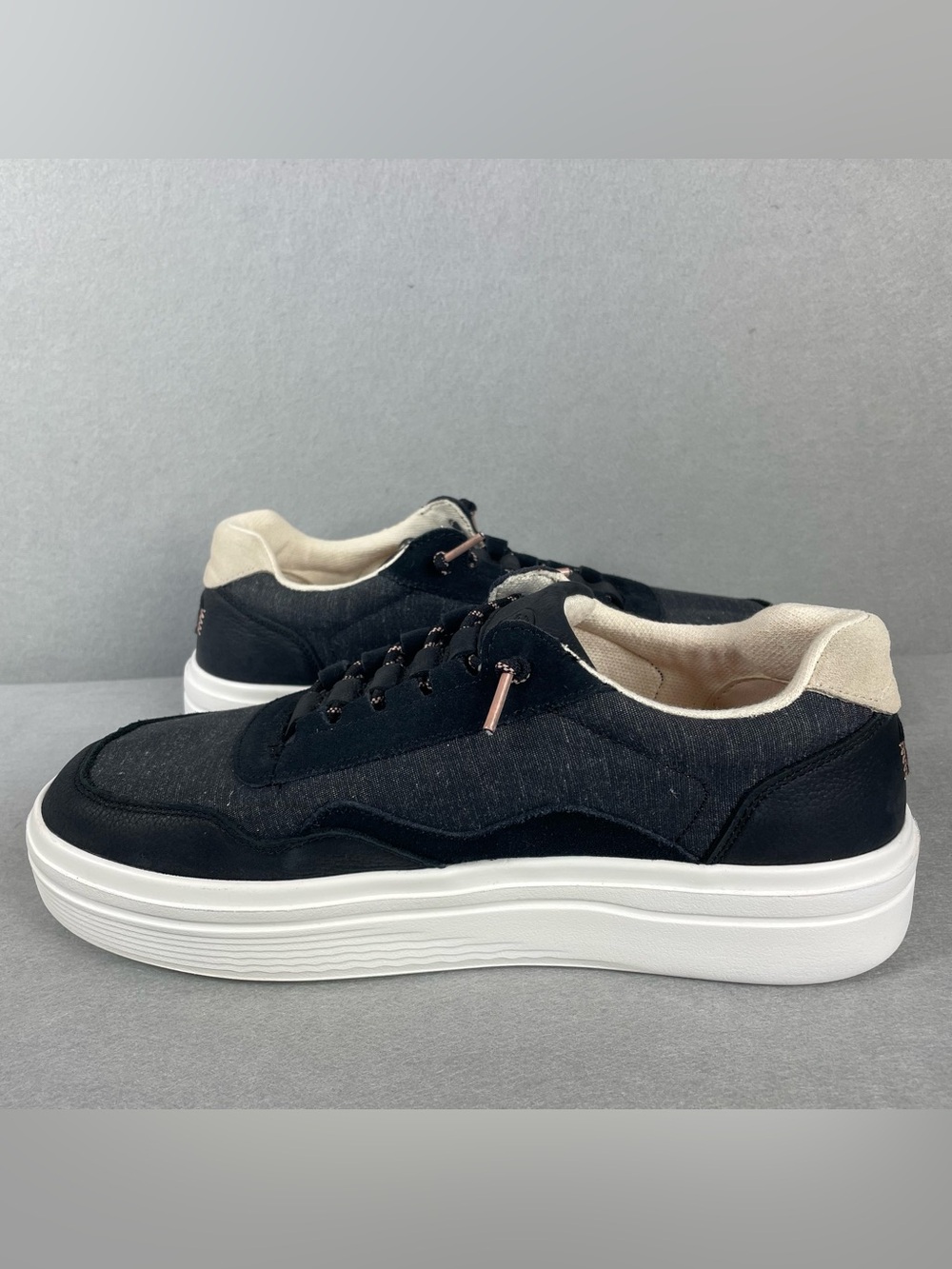 Hey Dude Hudson Lift Sport Womens Size 12 Black Leather Platform Sneakers - Picture 9 of 12